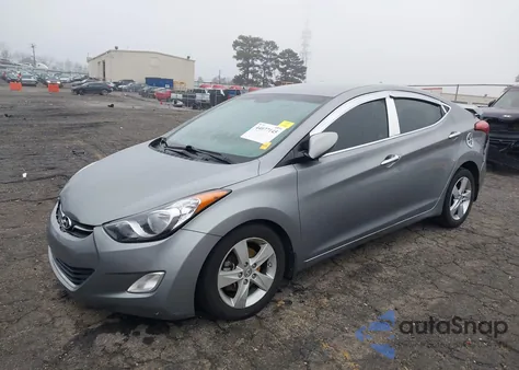 2013 Hyundai Elantra Gls z USA, uszkodzony, nr VIN KMHDH4AE9DU929934